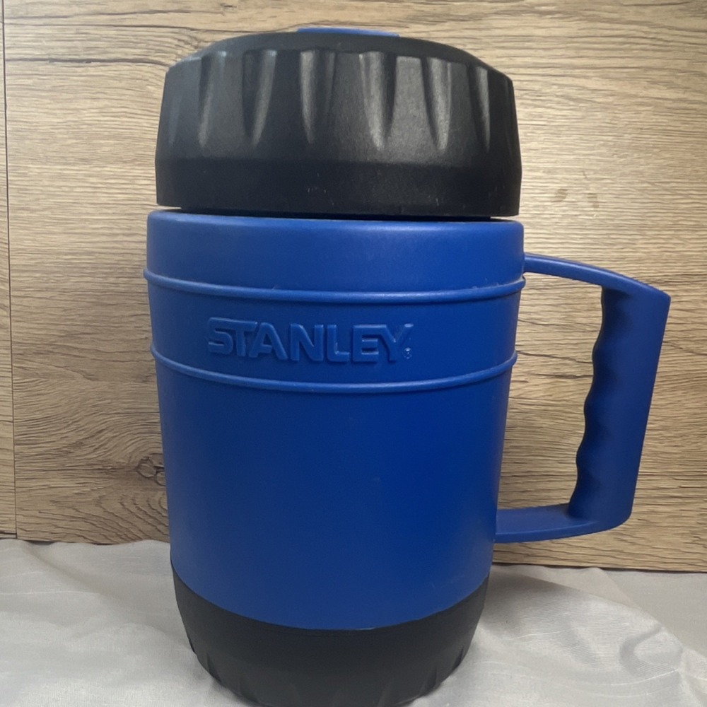 Stanley Blue Plastic Insulated Bottle Set 17 oz With Handle & Twist Lid‎